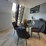 Luise Luxe טאלין