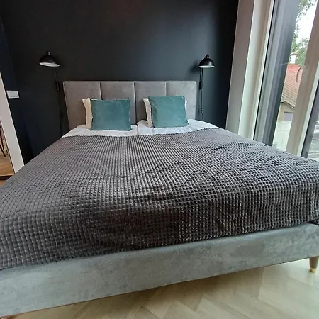 Luise Luxe *