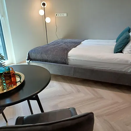 Luise Luxe * Tallinn