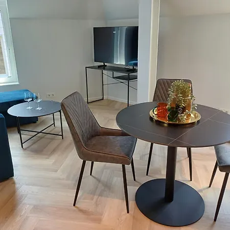 Luise Luxe * Tallin