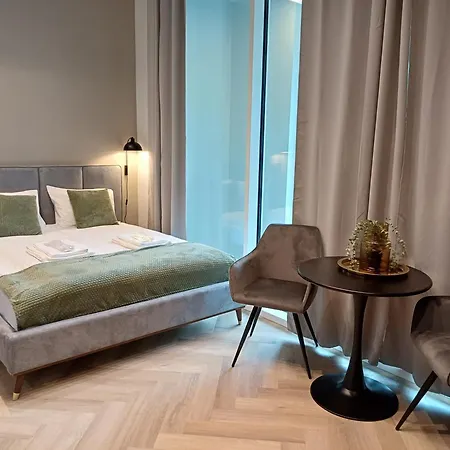Luise Luxe